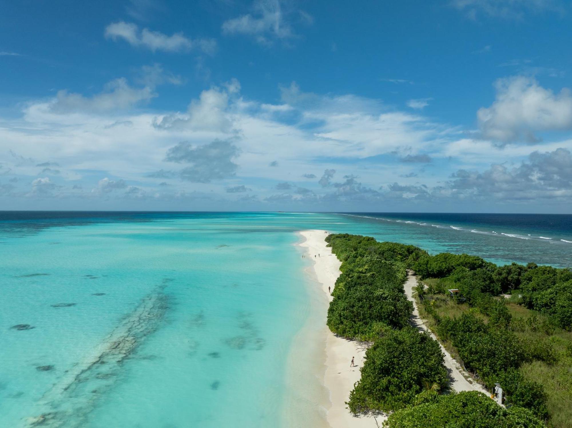 Three Hearts Guesthouse And Villas Fulhadhoo Exterior photo
