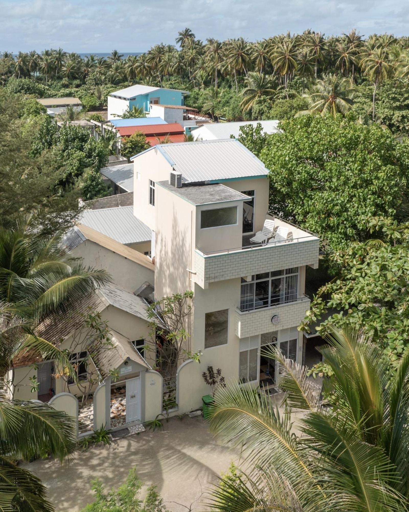 Three Hearts Guesthouse And Villas Fulhadhoo Room photo