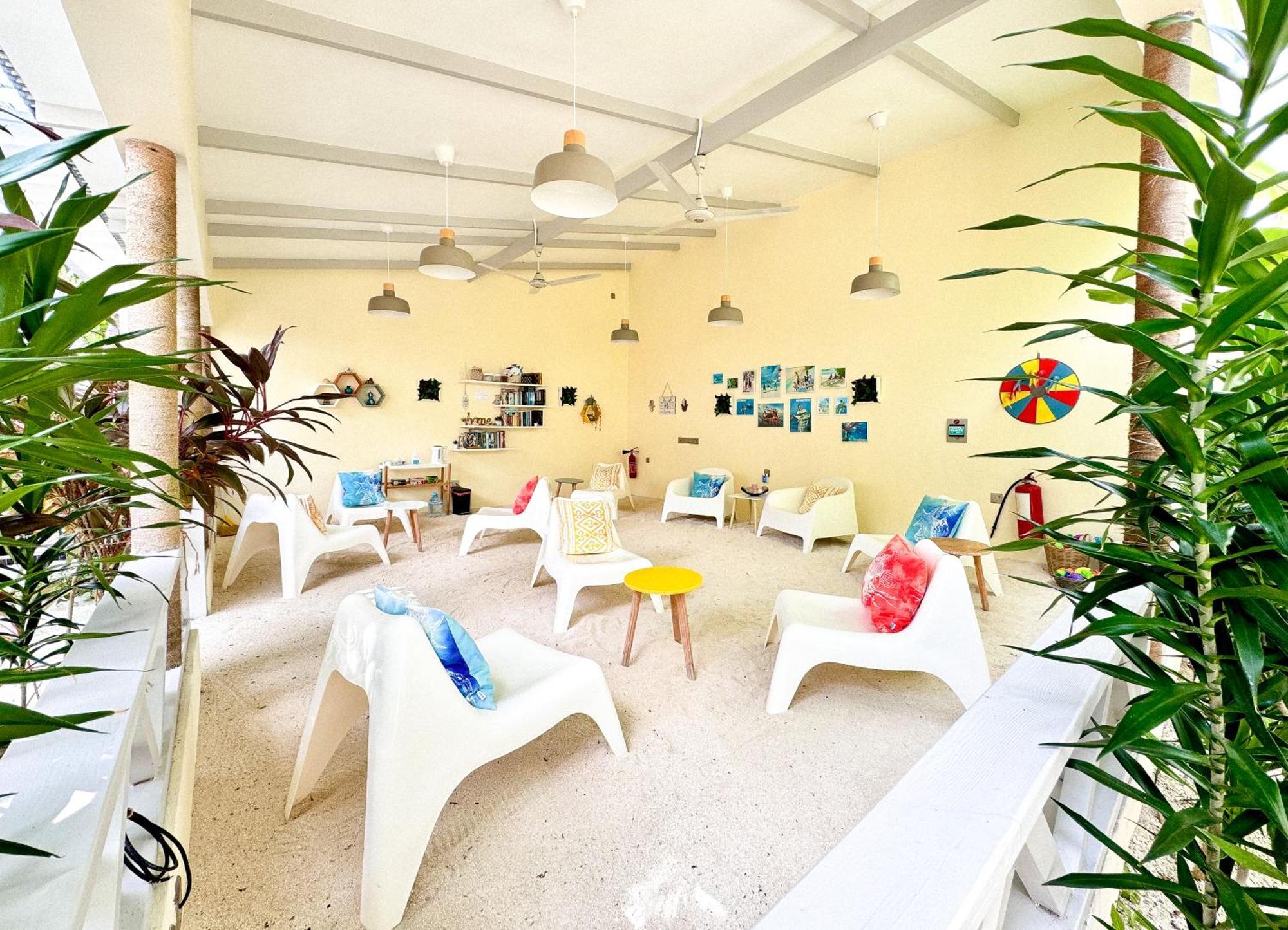 Three Hearts Guesthouse And Villas Fulhadhoo Exterior photo